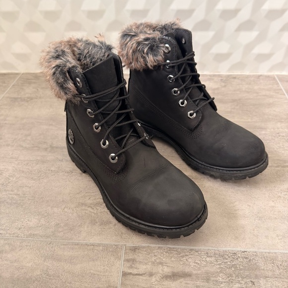 Timberland Women’s Black Nordic Premium 6” Boots Fur Trim Size 8 - Picture 4 of 15